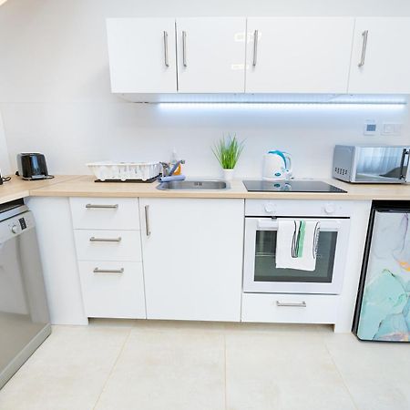 Eternity Apartmanhaz Кестели Екстериор снимка