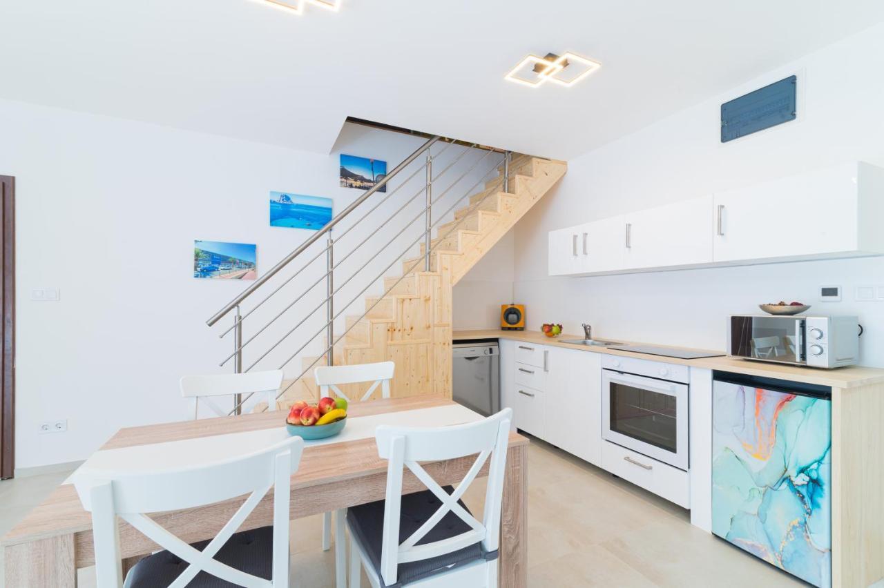 Eternity Apartmanhaz Кестели Екстериор снимка