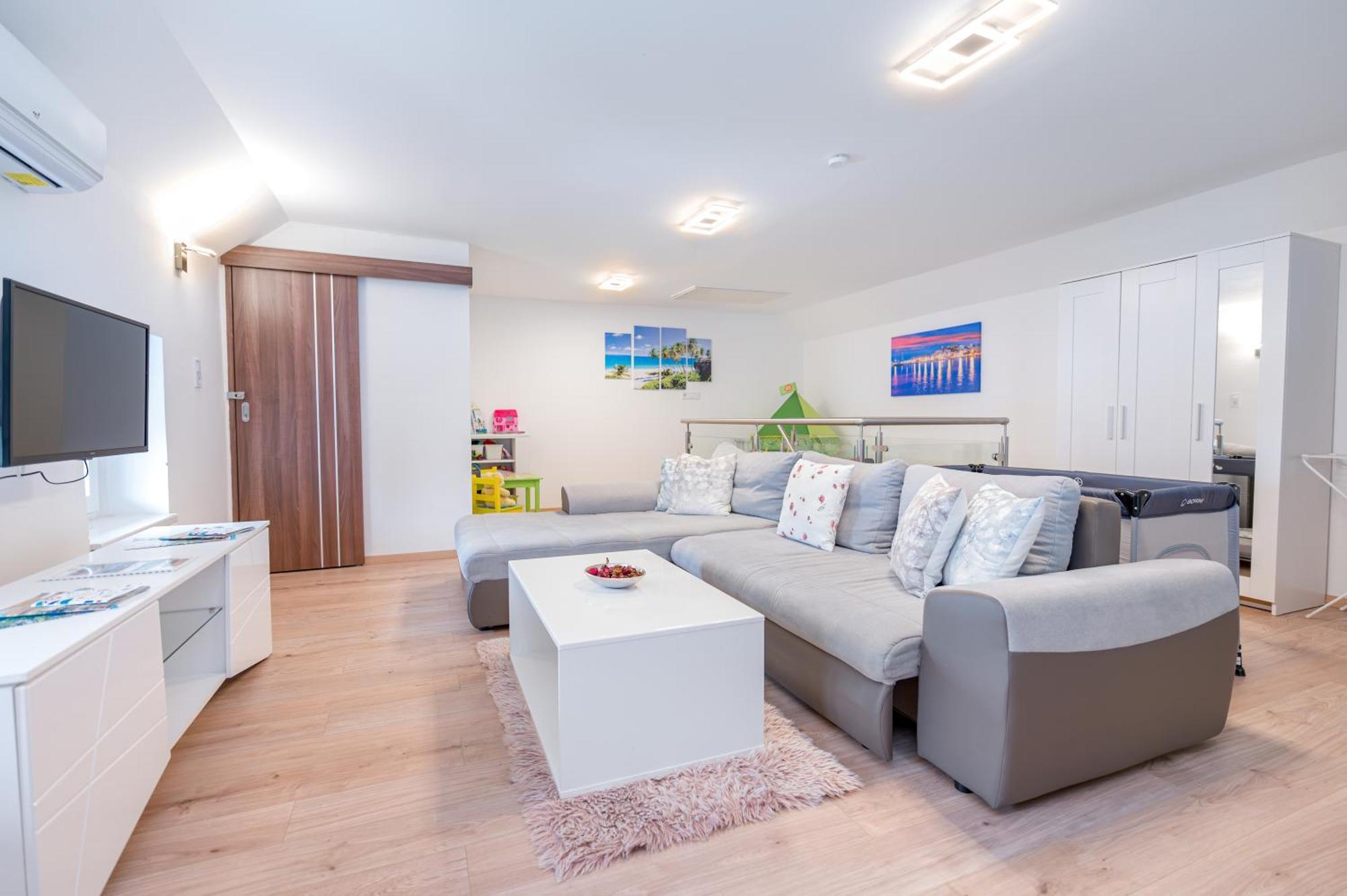 Eternity Apartmanhaz Кестели Екстериор снимка